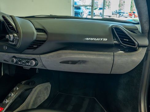 Certified 2018 Ferrari 488 GTB RWD image 16