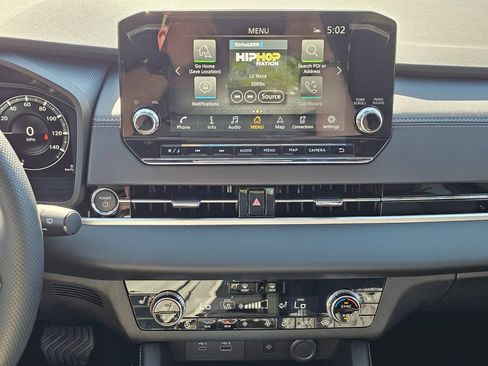 New 2026 Nissan Rogue Platinum AWD/4WD image 13