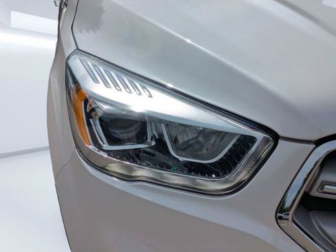 Used 2019 Ford Escape SEL FWD image 10