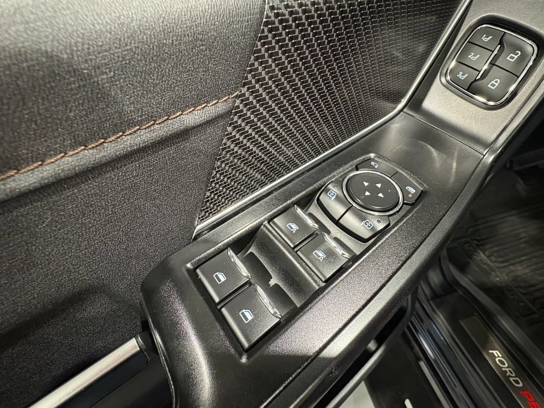 Used 2022 Ford F150 Raptor w/ Raptor 37 Performance Package AWD/4WD image 40