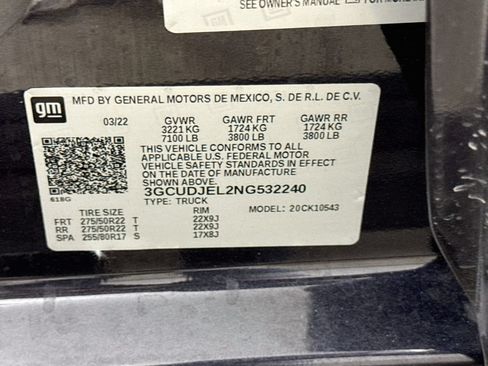 Used 2022 Chevrolet Silverado 1500 High Country w/ Technology Package AWD/4WD image 33
