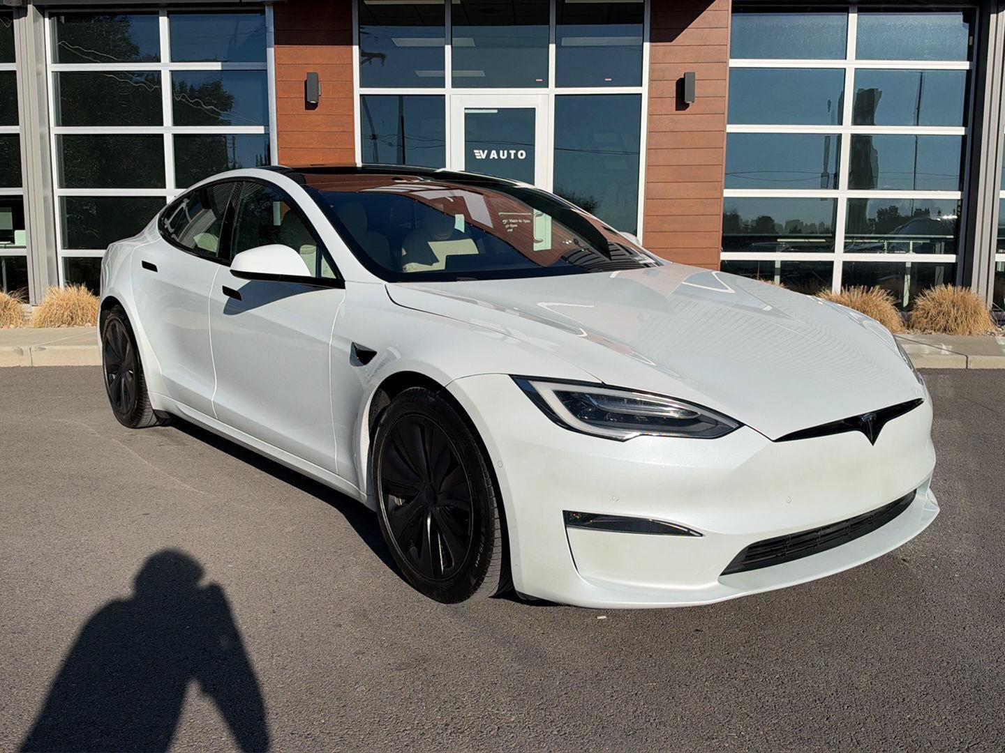 Used 2022 Tesla Model S AWD/4WD image 2