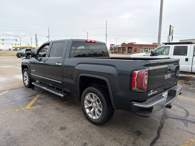 Used 2018 GMC Sierra 1500 SLT w/ SLT Premium Package AWD/4WD image 6