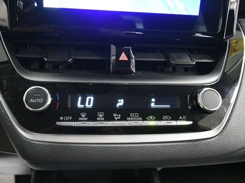 Used 2023 Toyota Corolla LE FWD image 16
