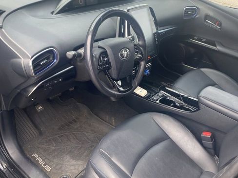 Used 2019 Toyota Prius Limited FWD image 6