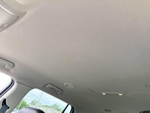 Used 2019 GMC Acadia Denali AWD/4WD image 22