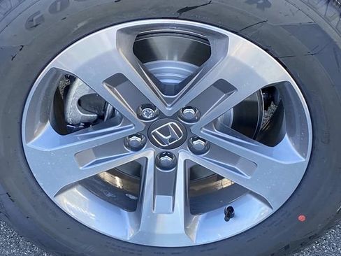 New 2025 Honda Pilot EX-L image 6