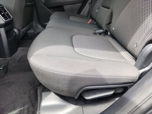 Used 2024 Kia Sportage LX AWD/4WD image 26