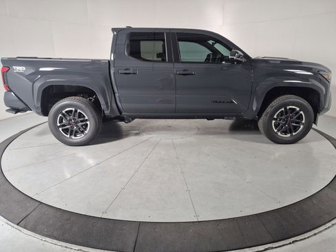 New 2026 Toyota Tacoma 4x4 Double Cab Hybrid image 5