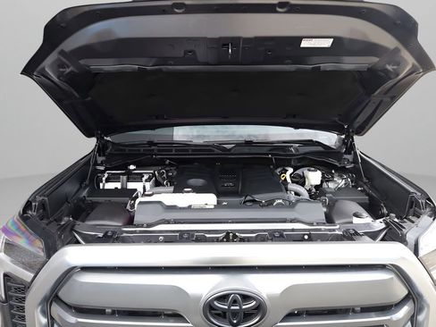 Used 2023 Toyota Tundra Limited w/ Power Package AWD/4WD image 9