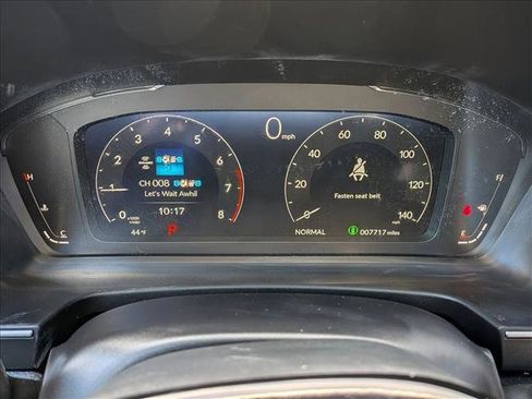 Used 2025 Honda Pilot Black Edition image 11