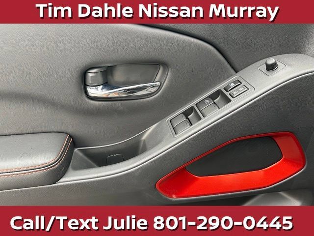 Used 2025 Nissan Frontier PRO-4X w/ Pro Convenience Package AWD/4WD image 22