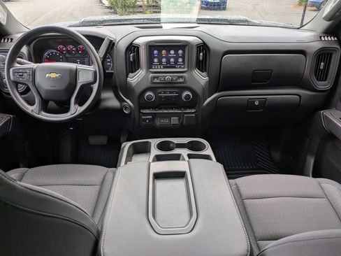 Certified 2024 Chevrolet Silverado 2500 Custom w/ Custom Value Package image 15