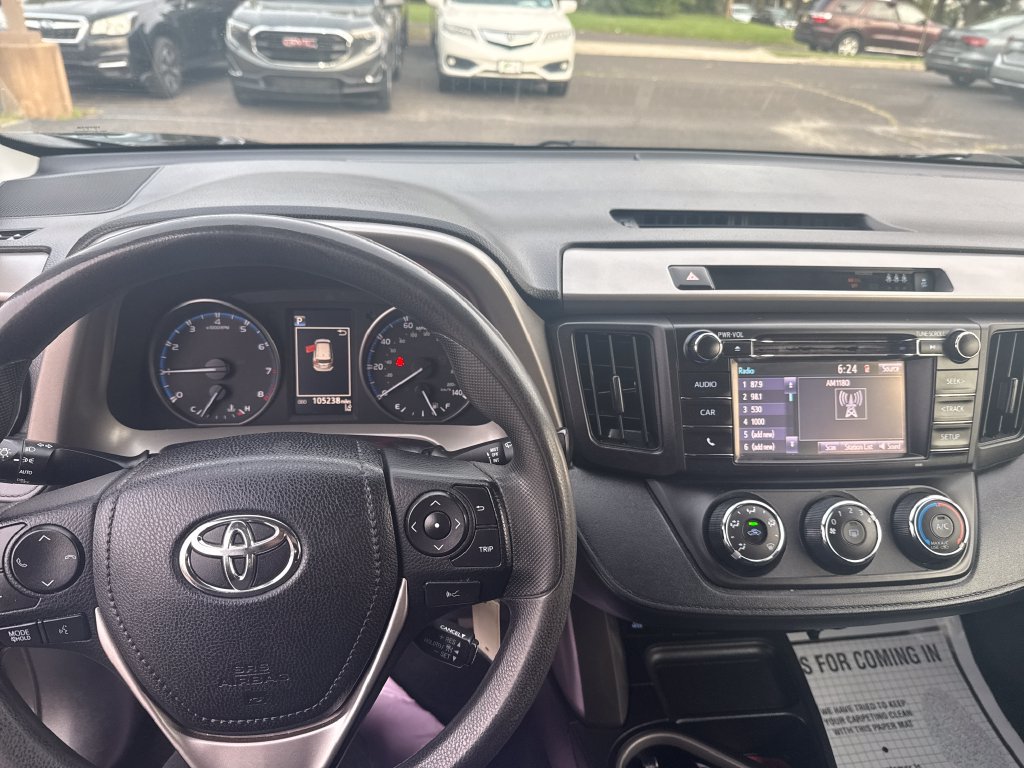 Used 2018 Toyota RAV4 LE w/ All Weather Liner Package AWD/4WD image 23