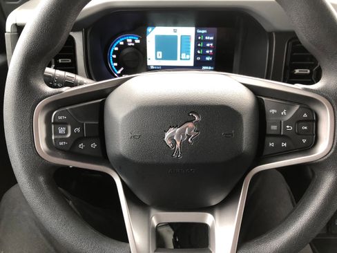 Certified 2022 Ford Bronco 4-Door image 14