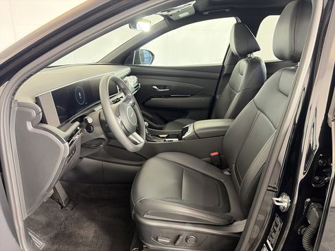 Certified 2025 Hyundai Santa Cruz SEL image 6