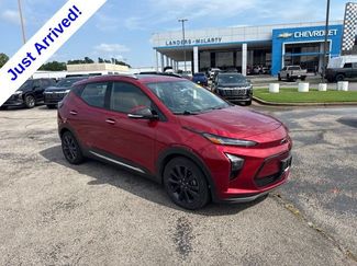 Used 2022 Chevrolet Bolt EUV Premier w/ Launch Edition FWD video 1