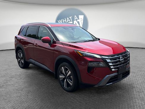 Used 2024 Nissan Rogue SL w/ SL Premium Package FWD image 1