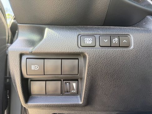 Used 2025 Lexus IS 350 F Sport w/ Navigation Package AWD/4WD image 13