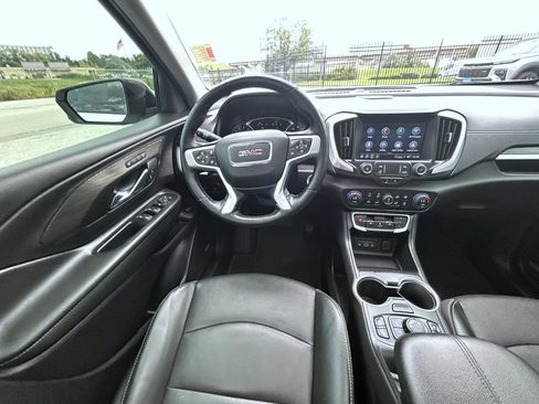 Used 2023 GMC Terrain SLT AWD/4WD image 13