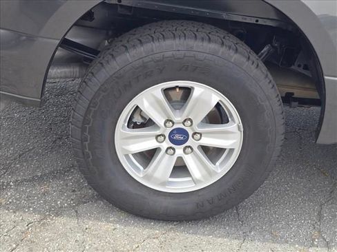 Used 2018 Ford F150 XLT RWD image 31