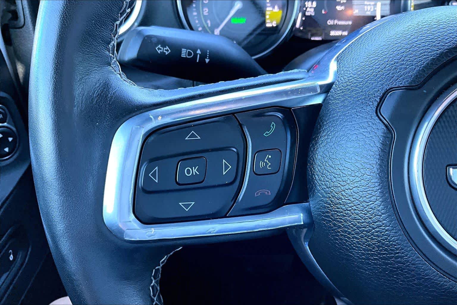 Used 2022 Jeep Wrangler Unlimited Sahara w/ Cold Weather Group AWD/4WD image 23