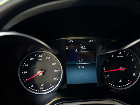 Used 2020 Mercedes-Benz GLC 300 4MATIC w/ Parking Assistance Package image 10