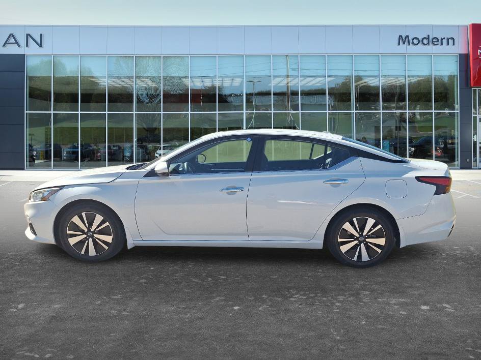 Used 2022 Nissan Altima 2.5 SV w/ SV Premium Package FWD image 7