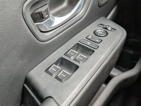 Used 2025 Honda Pilot EX-L image 27