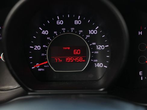 Used 2015 Kia Soul image 37