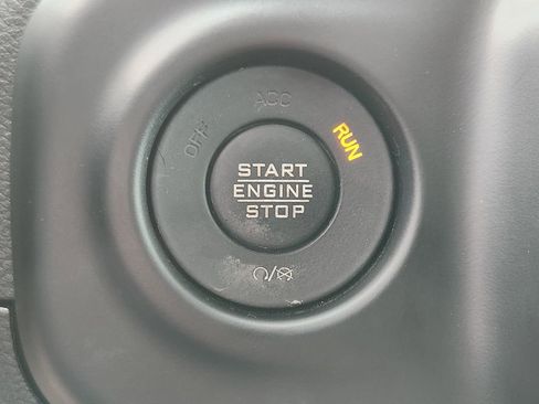 Used 2023 Jeep Wrangler Unlimited Sahara w/ Cold Weather Group image 12