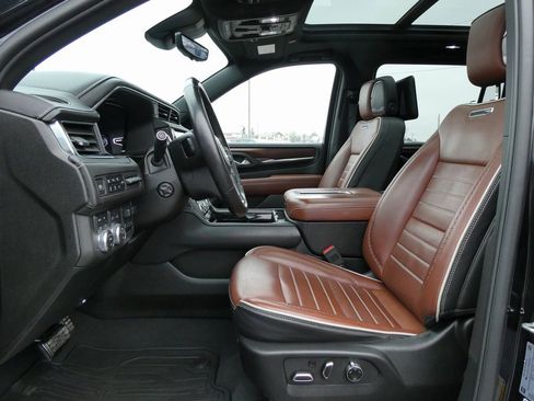 Certified 2024 GMC Yukon XL Denali Ultimate image 28