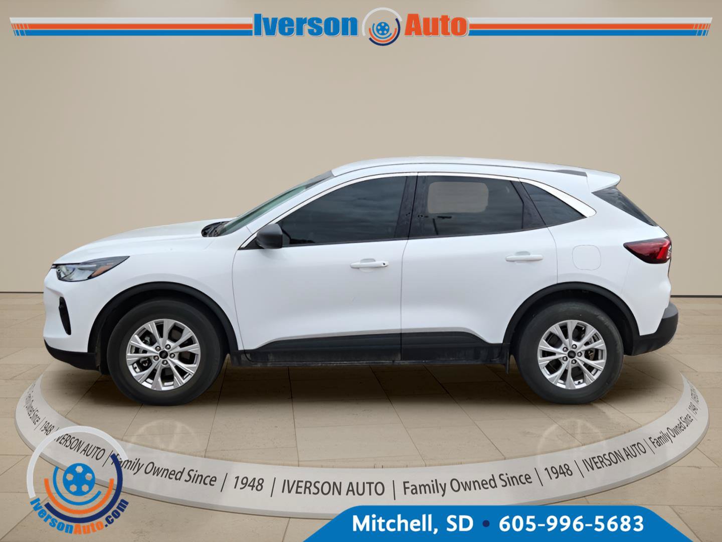 Used 2023 Ford Escape Active w/ Tech Pack #1 AWD/4WD image 1