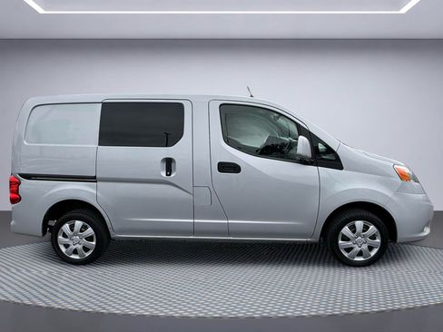 Used 2021 Nissan NV200 SV w/ Sliding Door Glass Package FWD image 9