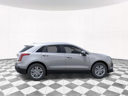 New 2026 Cadillac XT5 Luxury w/ LPO, Floor Liner Package AWD/4WD image 11