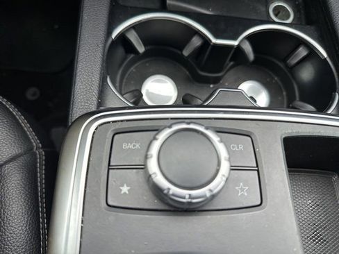Used 2015 Mercedes-Benz ML 350 2WD image 33