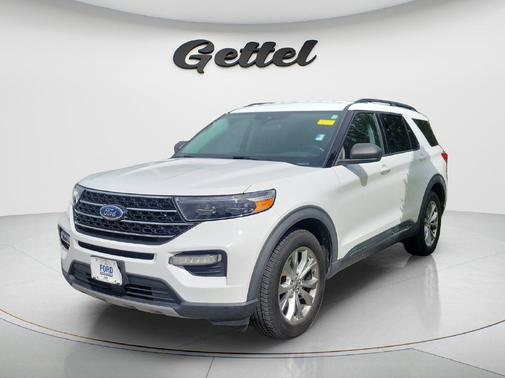 Used 2020 Ford Explorer XLT w/ Equipment Group 202A AWD/4WD image 1