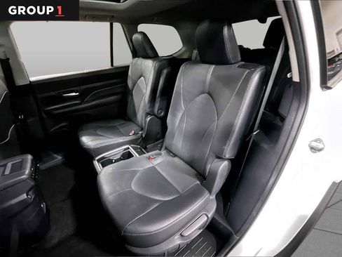 Certified 2024 Toyota Grand Highlander AWD image 21