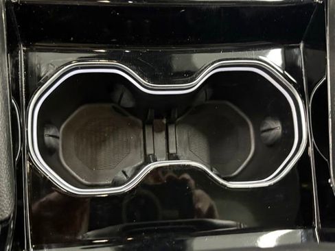 Used 2023 Jeep Grand Cherokee L Limited image 28