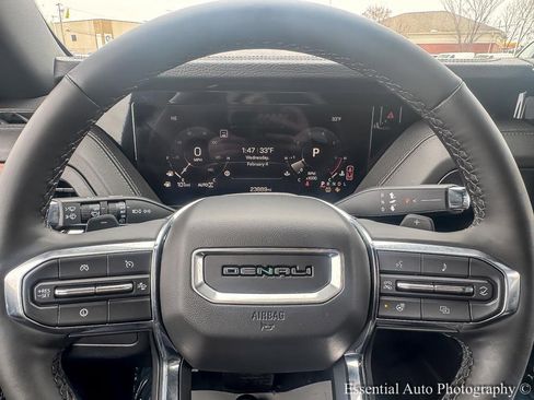 Used 2025 GMC Yukon Denali image 14