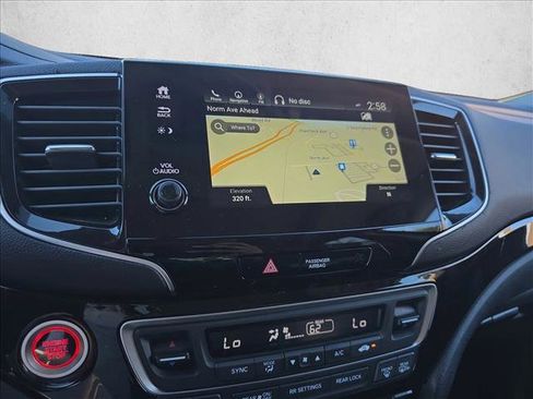 Used 2021 Honda Pilot Touring image 21