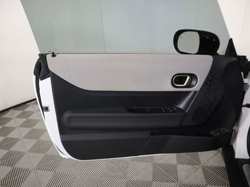 Certified 2025 MINI Cooper S image 23