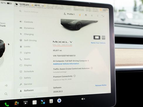 Used 2022 Tesla Model Y Performance AWD/4WD image 33