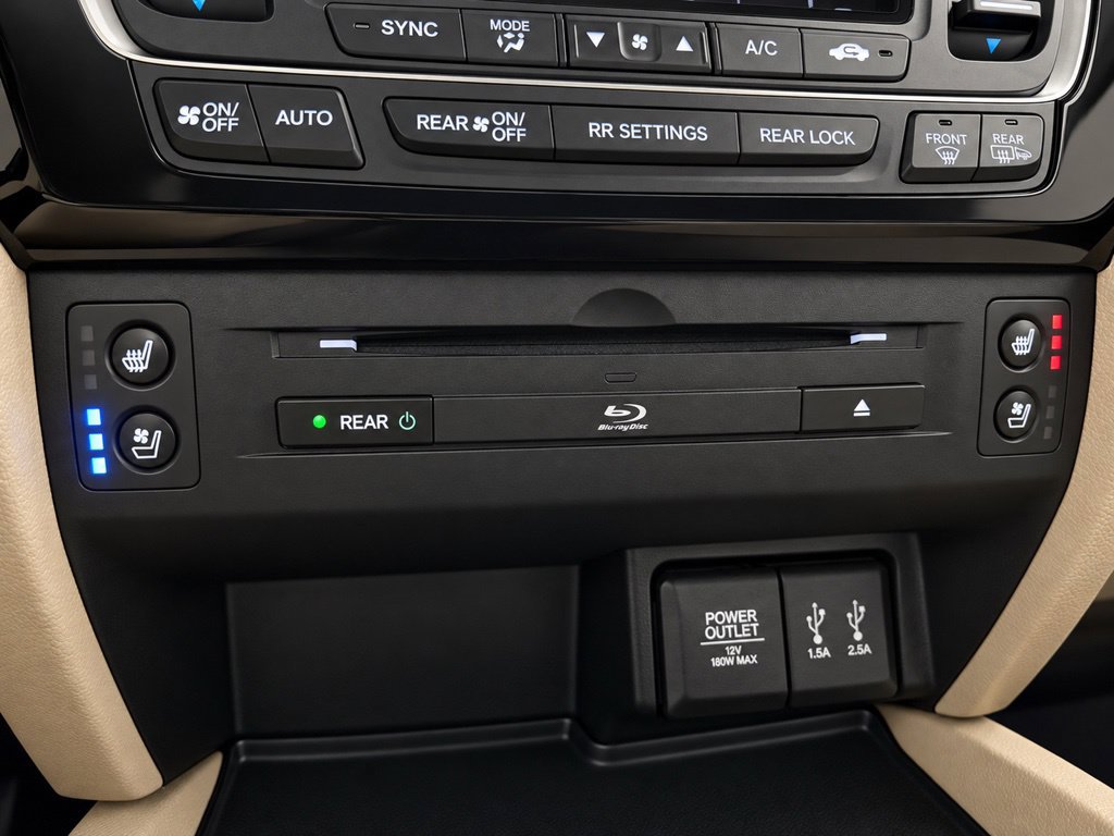 Used 2016 Honda Pilot Elite image 33