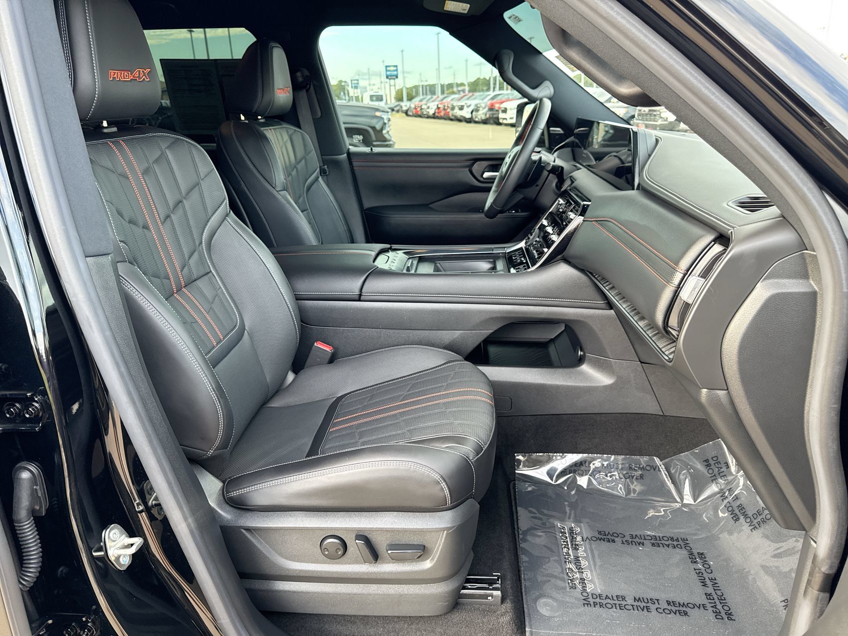 Used 2025 Nissan Armada PRO-4X AWD/4WD image 22