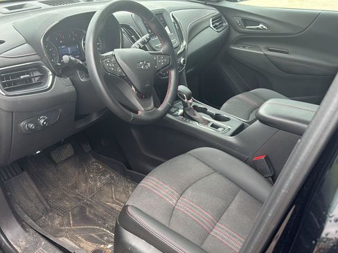 Used 2024 Chevrolet Equinox RS w/ LPO, Floor Liner Package AWD/4WD image 11