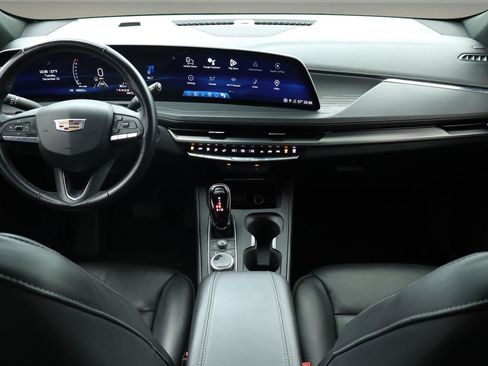 Certified 2024 Cadillac XT4 Premium Luxury image 10