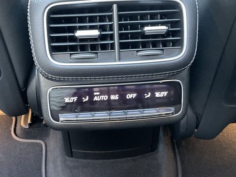 Certified 2025 Mercedes-Benz GLS 450 4MATIC image 42