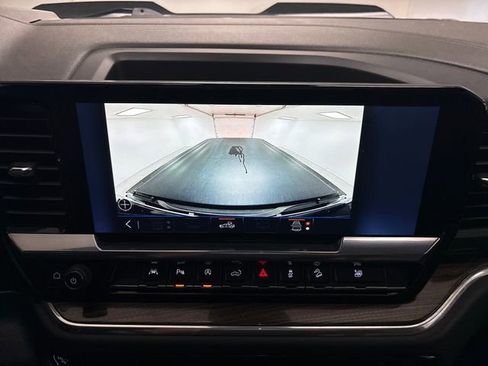 Used 2024 Chevrolet Silverado 1500 LT Trail Boss w/ LT Trail Boss Premium Package image 48