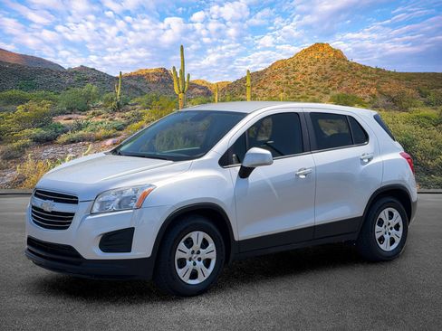Used 2016 Chevrolet Trax LS FWD image 9